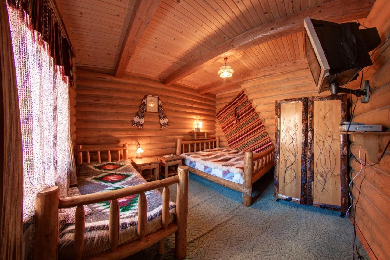 Hotel Gutsulia Μπούκοβελ Δωμάτιο φωτογραφία
