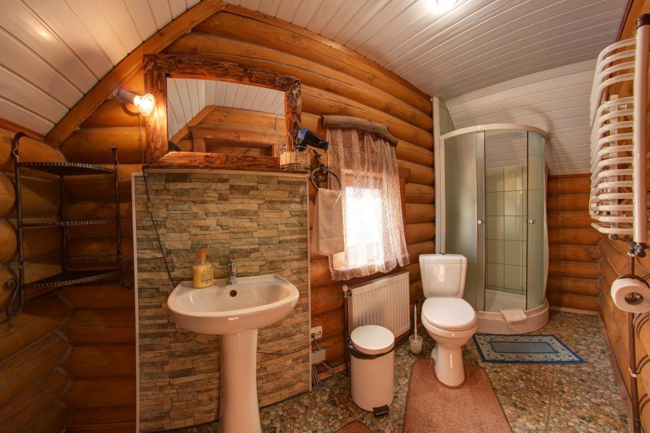 Hotel Gutsulia Μπούκοβελ Δωμάτιο φωτογραφία